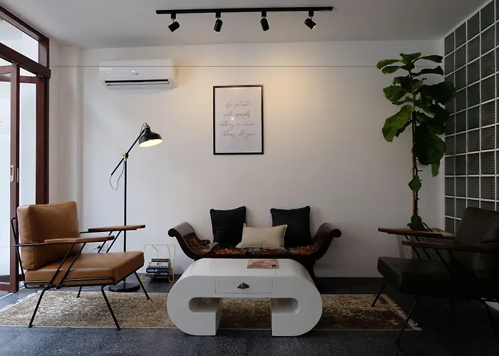Haus Sathorn 21 Bed & Breakfast Bangkok