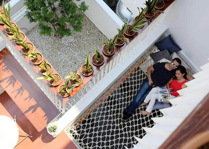 Haus Sathorn 21 לינה וארוחת בוקר בנגקוק
