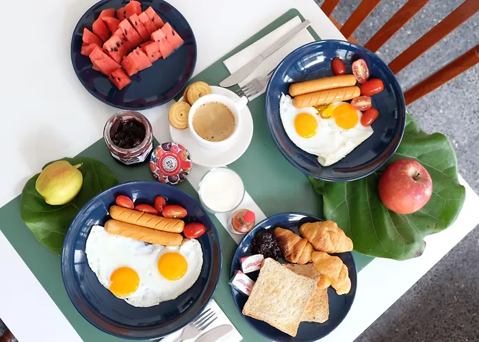Haus Sathorn 21 Bed & Breakfast 2*