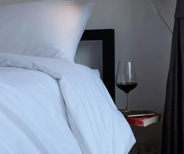 Bed & Breakfast Haus Sathorn 21 2*